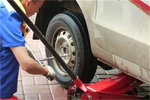 铜官山区附近拖车24小时服务热线电话