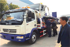 铜官山区汽车道路救援拖车价格